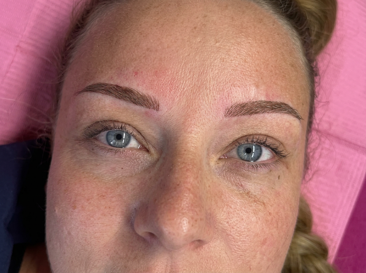 Resultado de Latin Brows en Las de Frida Studio Satélite